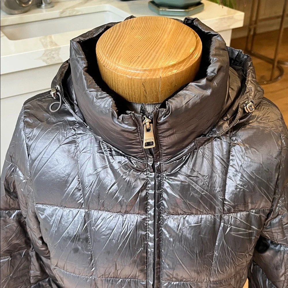 Andrew Marc packable 90% duck down hooded puffer - 650 fil power with pockets - Picture 2 of 12